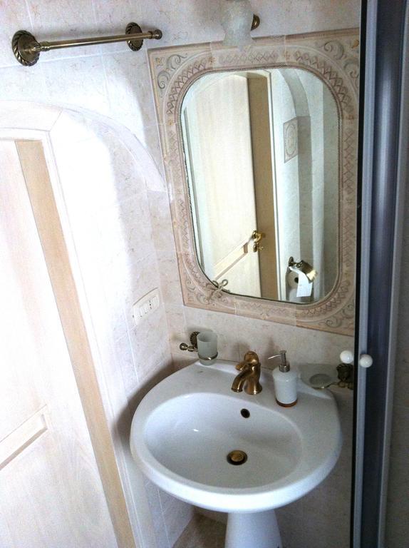 Archetto Bianco Bed & Breakfast Martina Franca Cameră foto