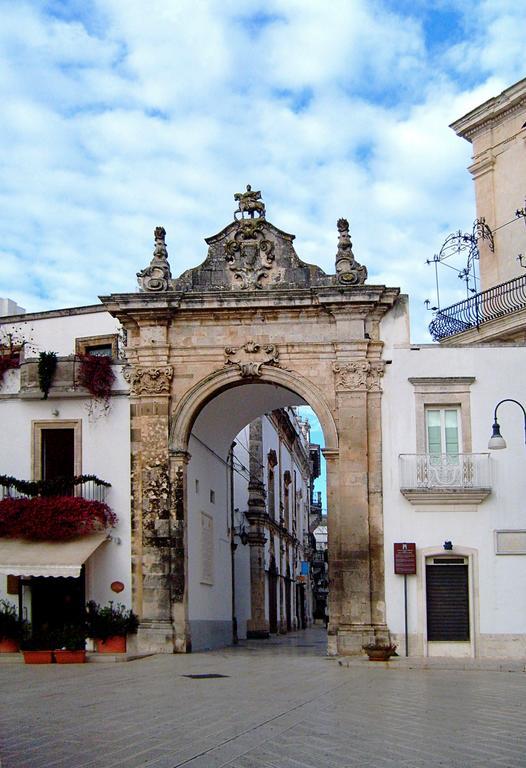 Archetto Bianco Bed & Breakfast Martina Franca Exterior foto